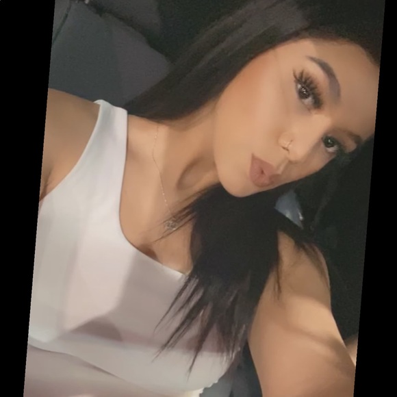 Meet your Posher, Nayely - Picture 1 of 1